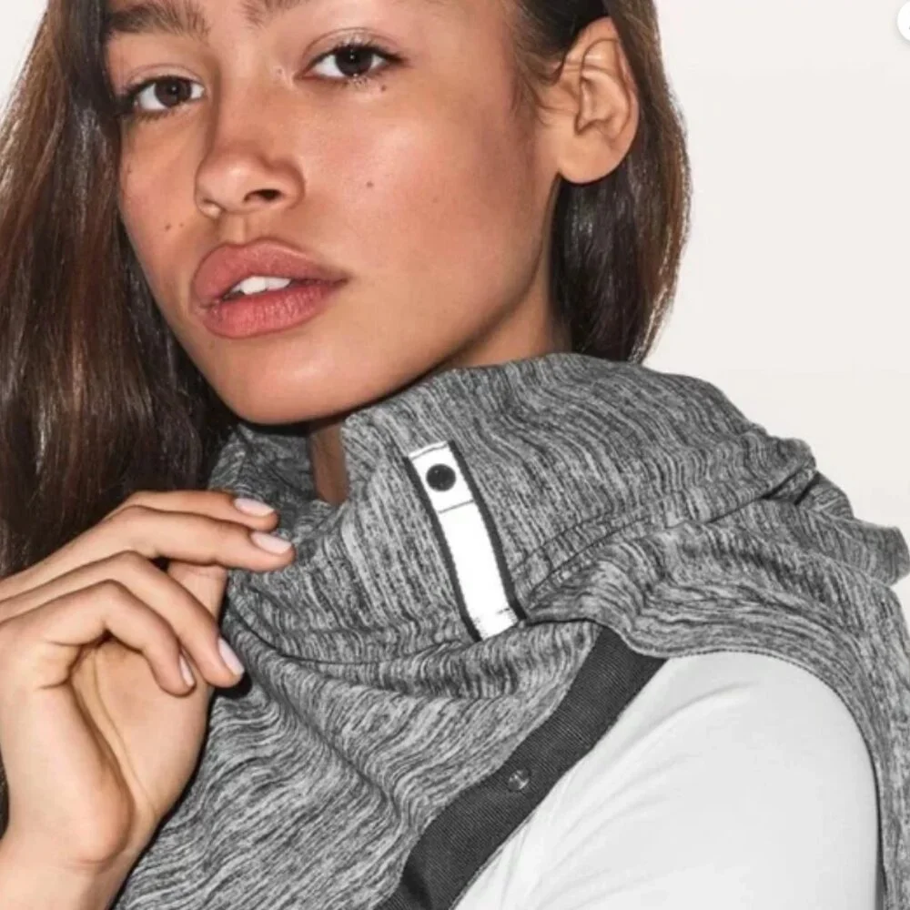 Lululemon Vinyasa Wrap Scarf